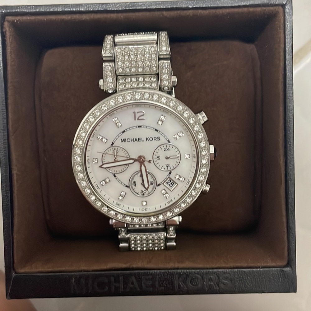MK WATCH